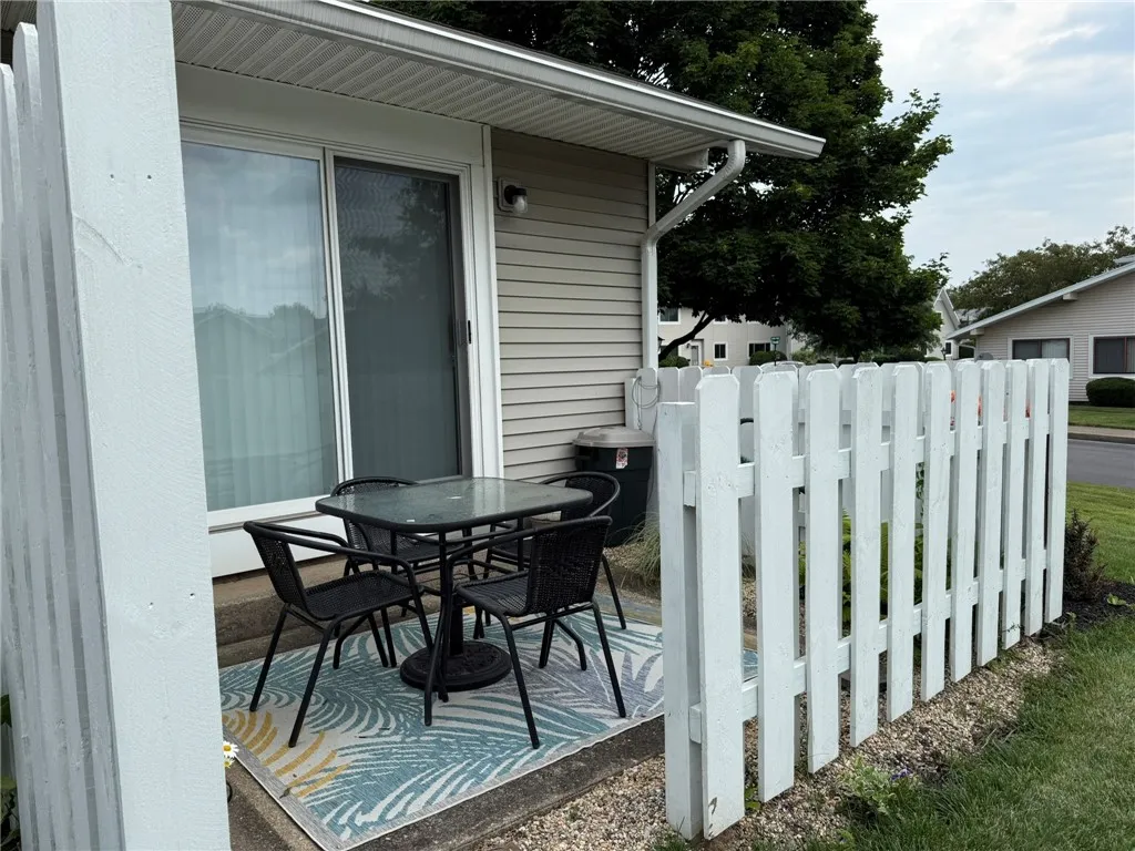 740 Eastbrooke Lane, Brighton, New York 14618, Brighton, New York 14618, 2 Bedrooms Bedrooms, 5 Rooms Rooms,1 BathroomBathrooms,Residential Lease,For Rent,740 Eastbrooke Lane, Brighton, New York 14618,R1622417