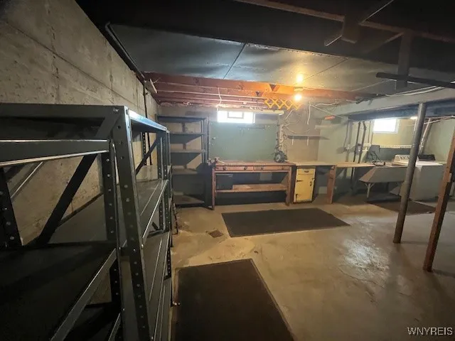 30 Karen Drive, Tonawanda, New York 14150, Tonawanda, New York 14150, 2 Bedrooms Bedrooms, 5 Rooms Rooms,1 BathroomBathrooms,Residential,For Sale,30 Karen Drive, Tonawanda, New York 14150,B1622651