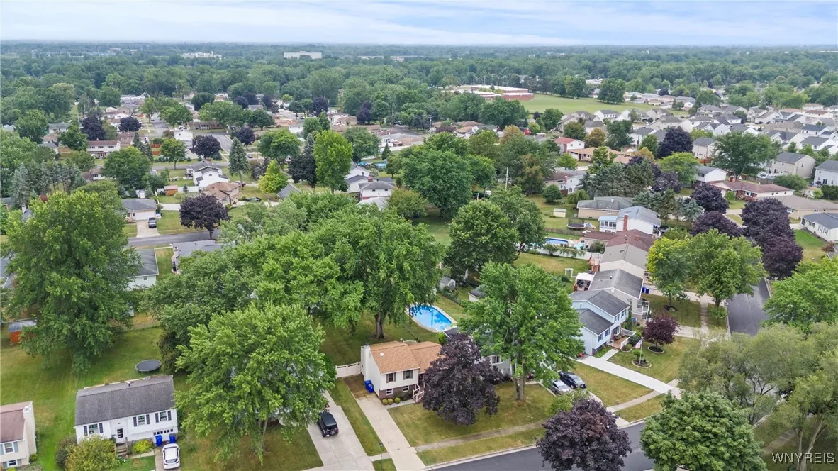 131 Tim Tam, West Seneca, New York 14224, West Seneca, New York 14224, 3 Bedrooms Bedrooms, 8 Rooms Rooms,1 BathroomBathrooms,Residential,For Sale,131 Tim Tam, West Seneca, New York 14224,0,B1622804