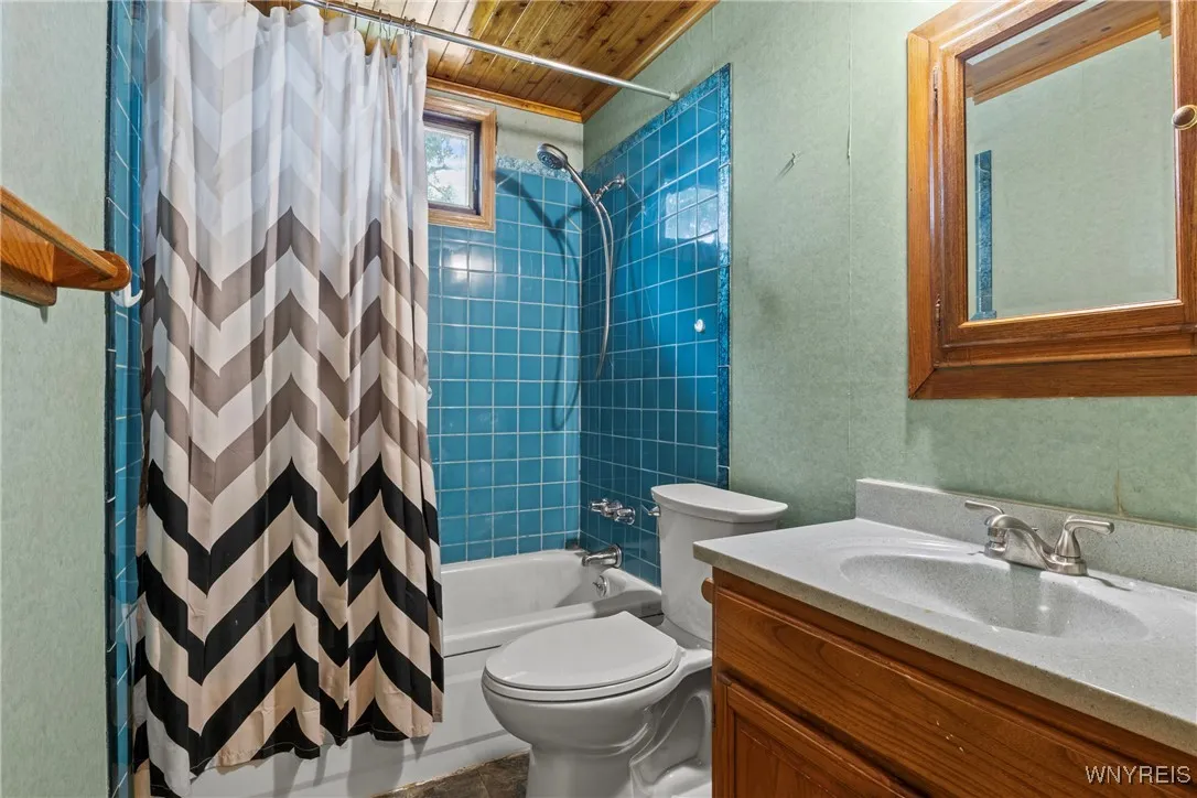 131 Tim Tam, West Seneca, New York 14224, West Seneca, New York 14224, 3 Bedrooms Bedrooms, 8 Rooms Rooms,1 BathroomBathrooms,Residential,For Sale,131 Tim Tam, West Seneca, New York 14224,0,B1622804
