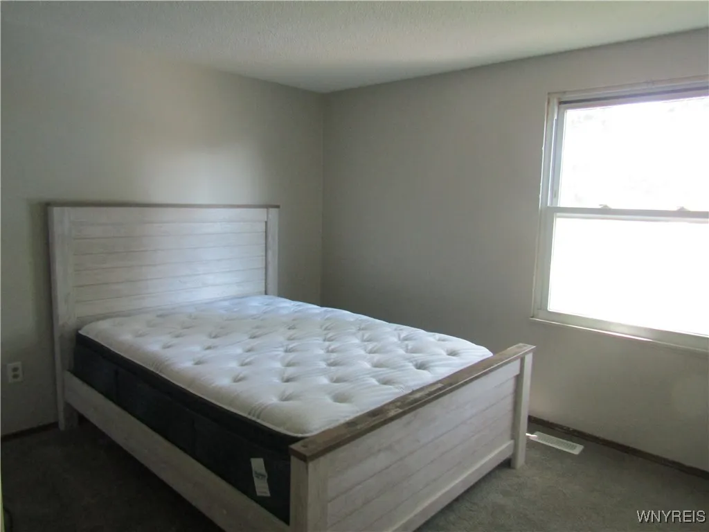 131 Tim Tam, West Seneca, New York 14224, West Seneca, New York 14224, 3 Bedrooms Bedrooms, 8 Rooms Rooms,1 BathroomBathrooms,Residential,For Sale,131 Tim Tam, West Seneca, New York 14224,B1622804