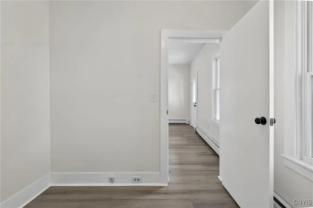 215 Vann Street, Syracuse, New York 13206, Syracuse, New York 13206, 3 Bedrooms Bedrooms, 7 Rooms Rooms,1 BathroomBathrooms,Residential,For Sale,215 Vann Street, Syracuse, New York 13206,S1622824