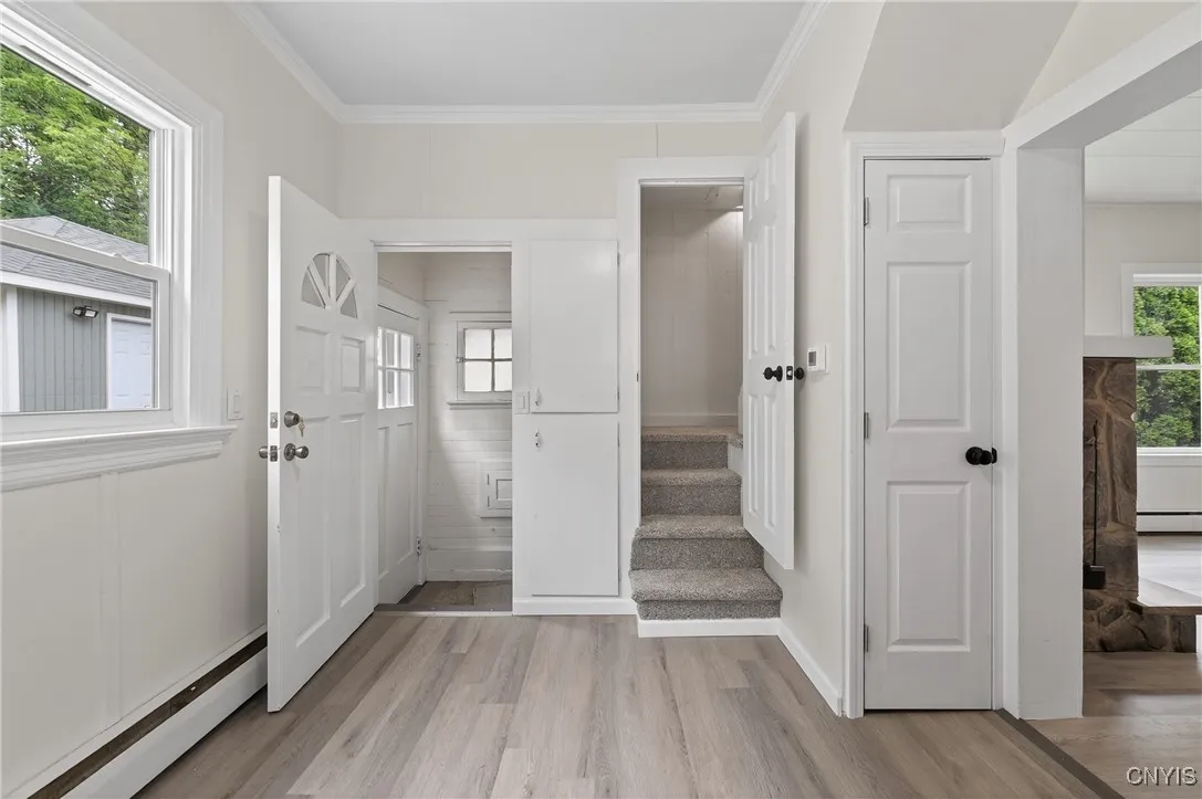 215 Vann Street, Syracuse, New York 13206, Syracuse, New York 13206, 3 Bedrooms Bedrooms, 7 Rooms Rooms,1 BathroomBathrooms,Residential,For Sale,215 Vann Street, Syracuse, New York 13206,S1622824