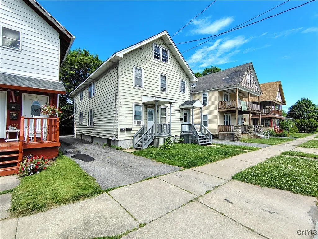1716 - 1718 Oneida Street, Utica, New York 13501, Utica, New York 13501, 5 Bedrooms Bedrooms, ,3 BathroomsBathrooms,Residential,For Sale,1716 - 1718 Oneida Street, Utica, New York 13501,S1621730