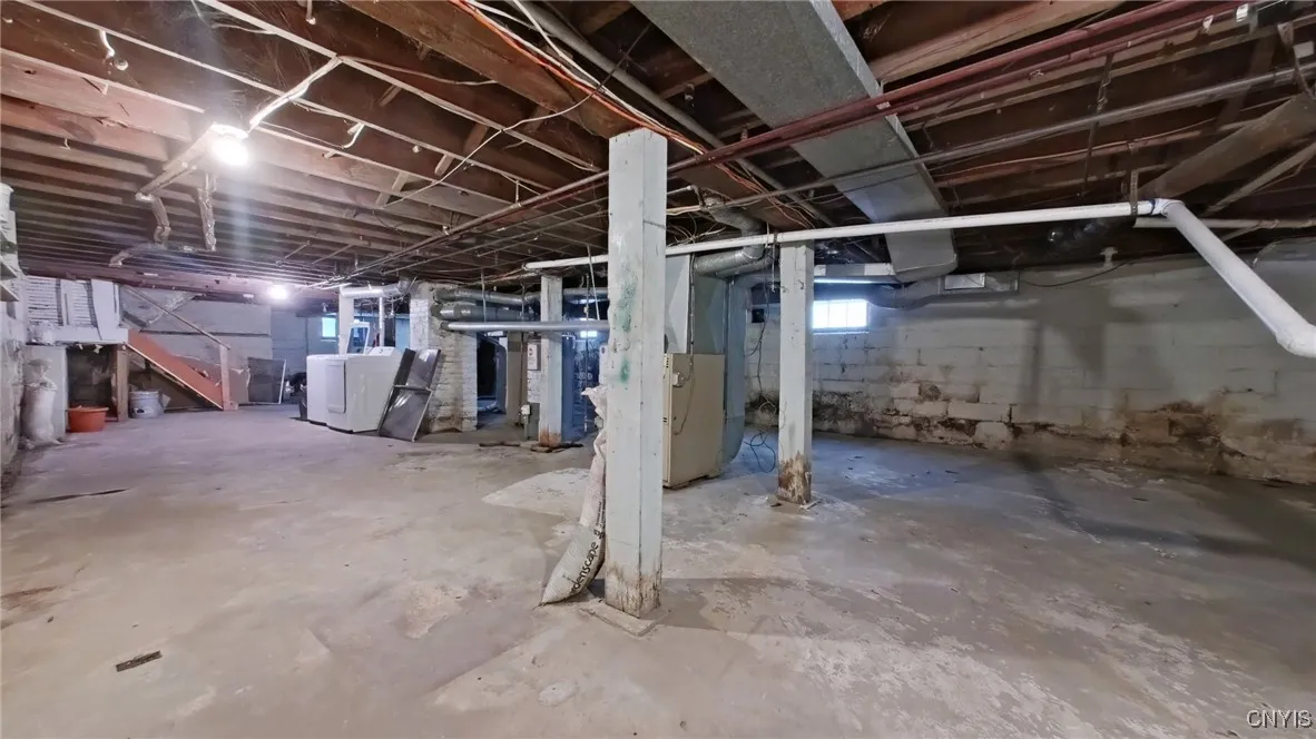 1716 - 1718 Oneida Street, Utica, New York 13501, Utica, New York 13501, 5 Bedrooms Bedrooms, ,3 BathroomsBathrooms,Residential,For Sale,1716 - 1718 Oneida Street, Utica, New York 13501,S1621730