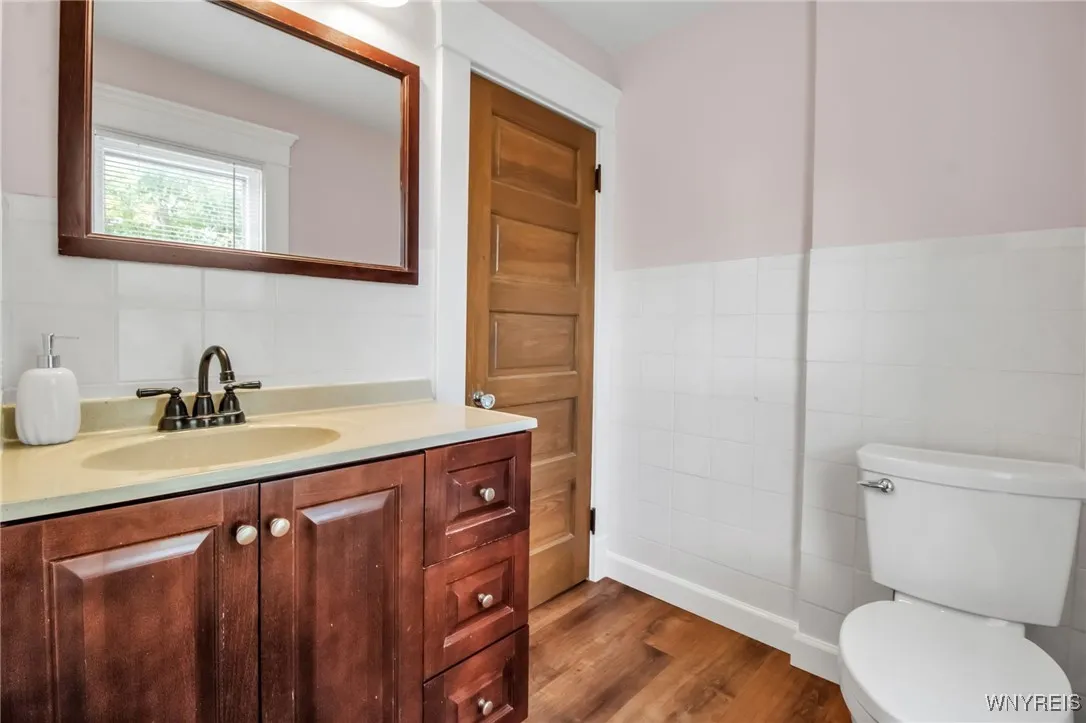 211 Pleasant Avenue, Hamburg, New York 14075, Hamburg, New York 14075, 3 Bedrooms Bedrooms, 8 Rooms Rooms,1 BathroomBathrooms,Residential,For Sale,211 Pleasant Avenue, Hamburg, New York 14075,B1622700