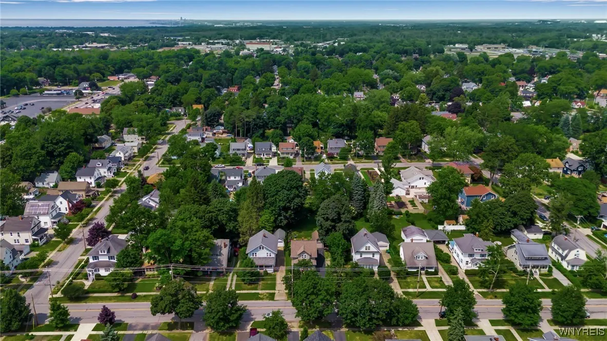 211 Pleasant Avenue, Hamburg, New York 14075, Hamburg, New York 14075, 3 Bedrooms Bedrooms, 8 Rooms Rooms,1 BathroomBathrooms,Residential,For Sale,211 Pleasant Avenue, Hamburg, New York 14075,B1622700