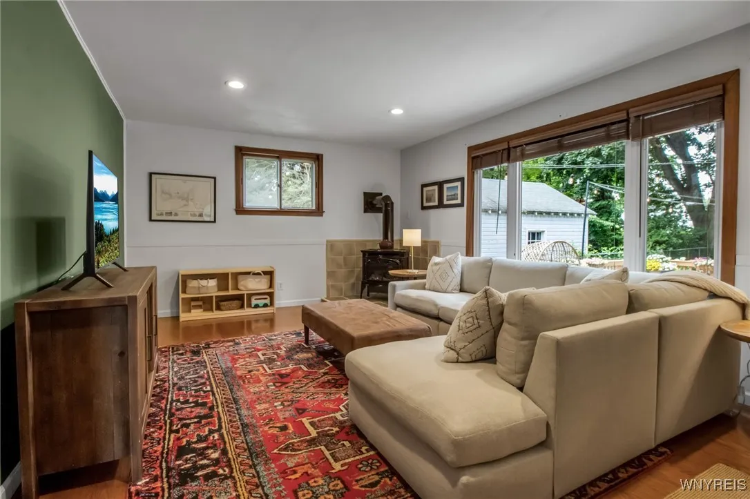 211 Pleasant Avenue, Hamburg, New York 14075, Hamburg, New York 14075, 3 Bedrooms Bedrooms, 8 Rooms Rooms,1 BathroomBathrooms,Residential,For Sale,211 Pleasant Avenue, Hamburg, New York 14075,B1622700