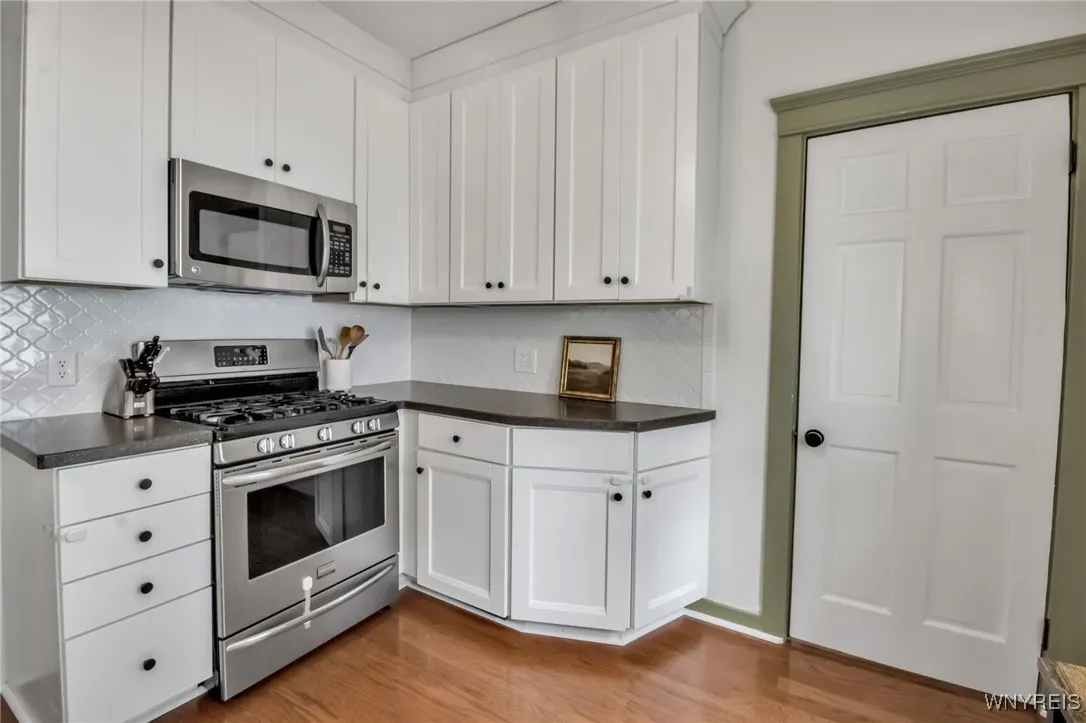 211 Pleasant Avenue, Hamburg, New York 14075, Hamburg, New York 14075, 3 Bedrooms Bedrooms, 8 Rooms Rooms,1 BathroomBathrooms,Residential,For Sale,211 Pleasant Avenue, Hamburg, New York 14075,B1622700