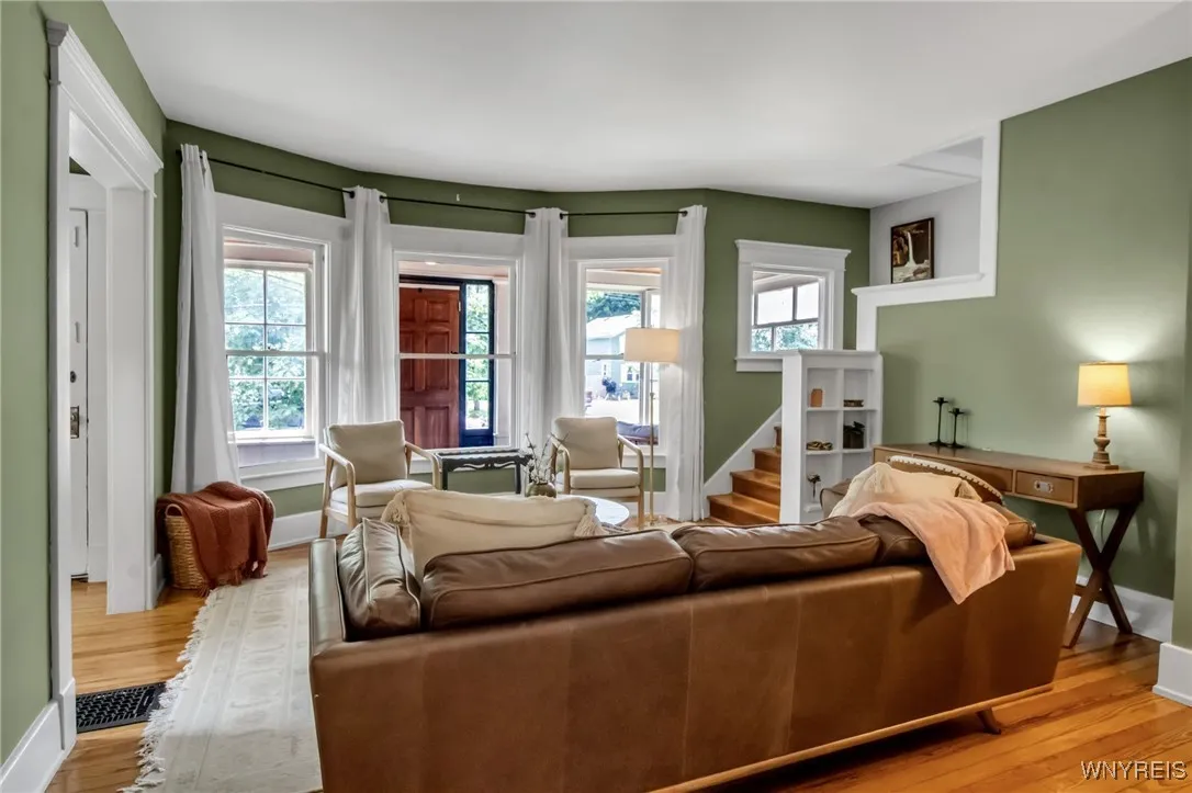 211 Pleasant Avenue, Hamburg, New York 14075, Hamburg, New York 14075, 3 Bedrooms Bedrooms, 8 Rooms Rooms,1 BathroomBathrooms,Residential,For Sale,211 Pleasant Avenue, Hamburg, New York 14075,B1622700