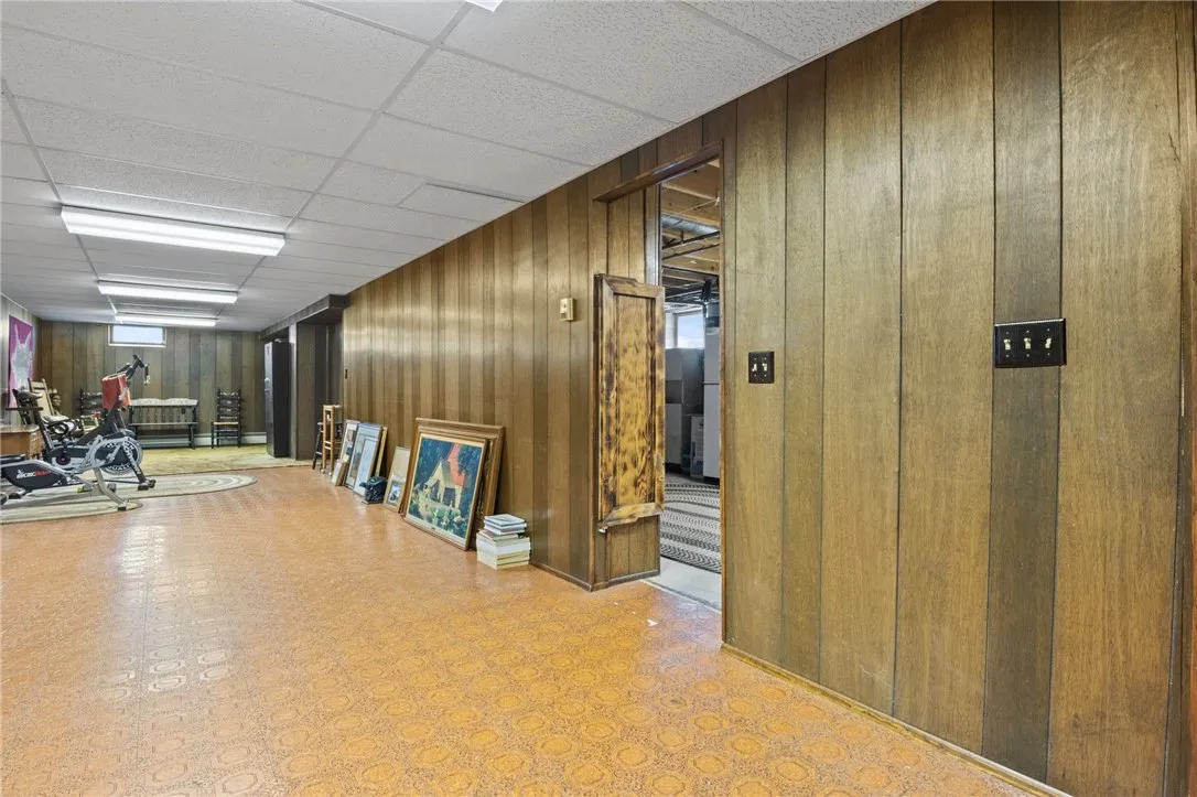 1076 Hrezent View Lane, Webster, New York 14580, Webster, New York 14580, 3 Bedrooms Bedrooms, 6 Rooms Rooms,2 BathroomsBathrooms,Residential,For Sale,1076 Hrezent View Lane, Webster, New York 14580,R1622535