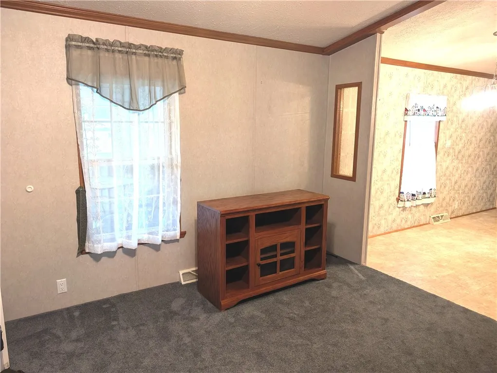 225 Emerald Isle, Smethport Boro, New York 16749, Smethport Boro, Pennsylvania 16749, 3 Bedrooms Bedrooms, 5 Rooms Rooms,2 BathroomsBathrooms,Residential,For Sale,225 Emerald Isle, Smethport Boro, New York 16749,0,R1622755
