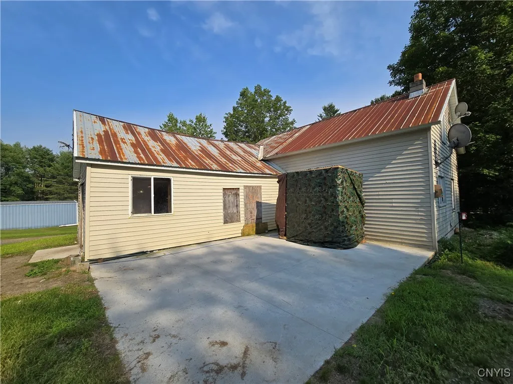 633 Emmonsburg Road, Salisbury, New York 13454, Salisbury, New York 13454, 3 Bedrooms Bedrooms, 9 Rooms Rooms,1 BathroomBathrooms,Residential,Closed,633 Emmonsburg Road, Salisbury, New York 13454,0,S1622078