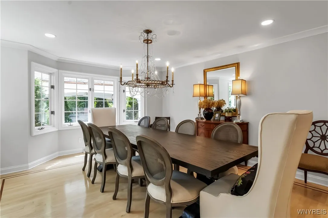 8409 Bridlewood Drive, Clarence, New York 14051, Clarence, New York 14051, 4 Bedrooms Bedrooms, 11 Rooms Rooms,2 BathroomsBathrooms,Residential,For Sale,8409 Bridlewood Drive, Clarence, New York 14051,B1621356