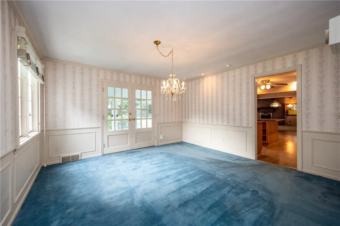 8 Cranswick Lane, Pittsford, New York 14618, Pittsford, New York 14618, 5 Bedrooms Bedrooms, 11 Rooms Rooms,2 BathroomsBathrooms,Residential,For Sale,8 Cranswick Lane, Pittsford, New York 14618,R1622846