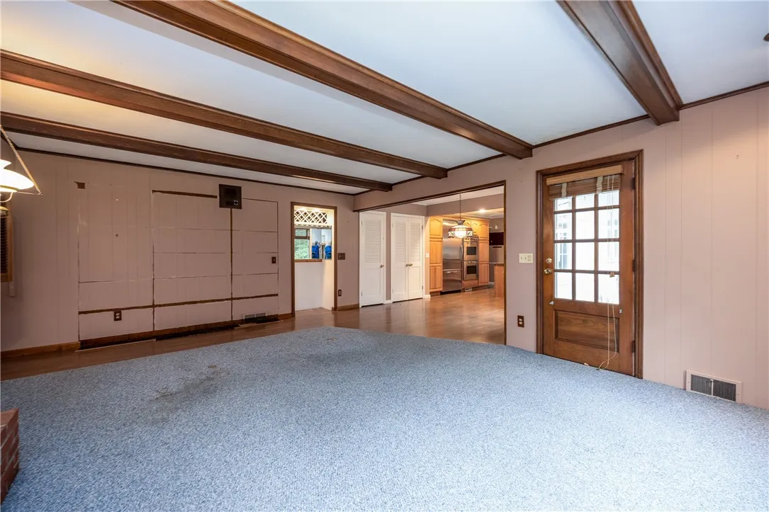 8 Cranswick Lane, Pittsford, New York 14618, Pittsford, New York 14618, 5 Bedrooms Bedrooms, 11 Rooms Rooms,2 BathroomsBathrooms,Residential,For Sale,8 Cranswick Lane, Pittsford, New York 14618,R1622846
