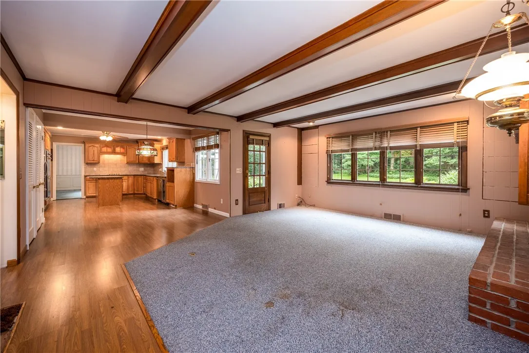 8 Cranswick Lane, Pittsford, New York 14618, Pittsford, New York 14618, 5 Bedrooms Bedrooms, 11 Rooms Rooms,2 BathroomsBathrooms,Residential,For Sale,8 Cranswick Lane, Pittsford, New York 14618,R1622846