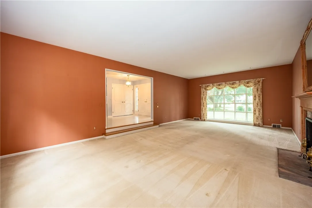 8 Cranswick Lane, Pittsford, New York 14618, Pittsford, New York 14618, 5 Bedrooms Bedrooms, 11 Rooms Rooms,2 BathroomsBathrooms,Residential,For Sale,8 Cranswick Lane, Pittsford, New York 14618,R1622846