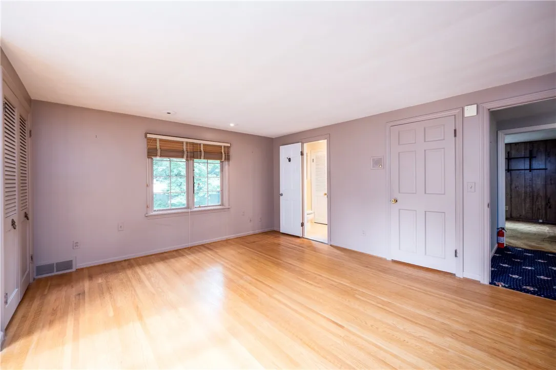8 Cranswick Lane, Pittsford, New York 14618, Pittsford, New York 14618, 5 Bedrooms Bedrooms, 11 Rooms Rooms,2 BathroomsBathrooms,Residential,For Sale,8 Cranswick Lane, Pittsford, New York 14618,R1622846