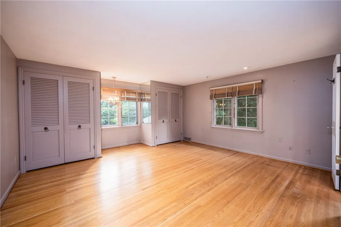 8 Cranswick Lane, Pittsford, New York 14618, Pittsford, New York 14618, 5 Bedrooms Bedrooms, 11 Rooms Rooms,2 BathroomsBathrooms,Residential,For Sale,8 Cranswick Lane, Pittsford, New York 14618,R1622846