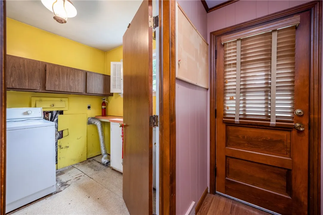 8 Cranswick Lane, Pittsford, New York 14618, Pittsford, New York 14618, 5 Bedrooms Bedrooms, 11 Rooms Rooms,2 BathroomsBathrooms,Residential,For Sale,8 Cranswick Lane, Pittsford, New York 14618,R1622846