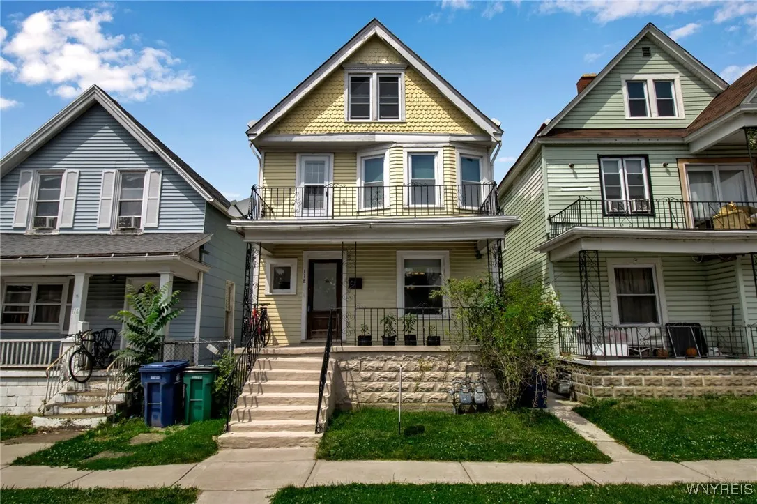 118 Auburn Avenue, Buffalo, New York 14213, Buffalo, New York 14213, 4 Bedrooms Bedrooms, ,2 BathroomsBathrooms,Residential,For Sale,118 Auburn Avenue, Buffalo, New York 14213,B1622822