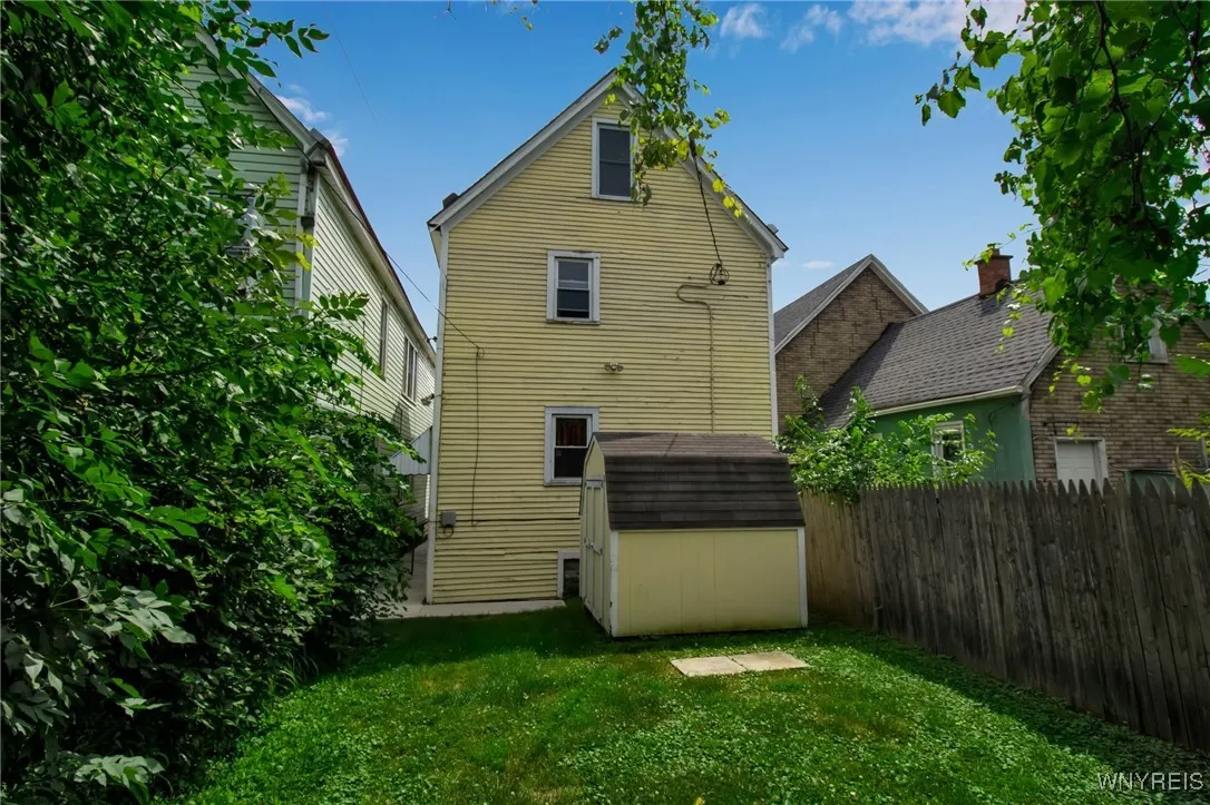 118 Auburn Avenue, Buffalo, New York 14213, Buffalo, New York 14213, 4 Bedrooms Bedrooms, ,2 BathroomsBathrooms,Residential,For Sale,118 Auburn Avenue, Buffalo, New York 14213,B1622822
