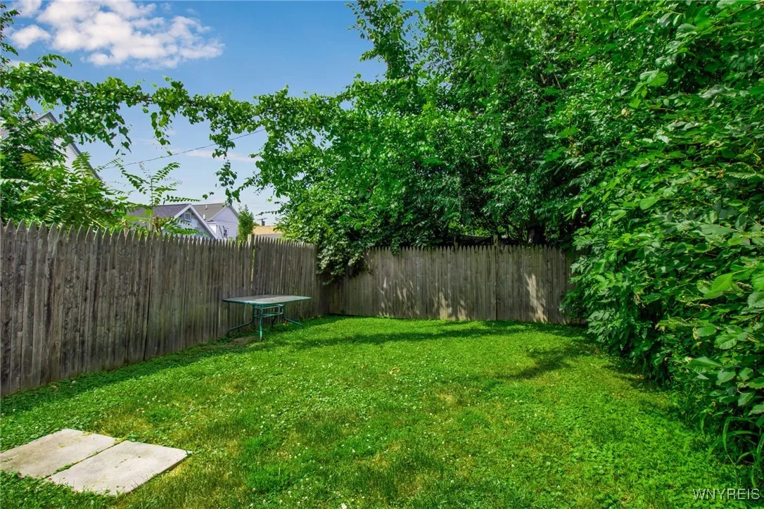 118 Auburn Avenue, Buffalo, New York 14213, Buffalo, New York 14213, 4 Bedrooms Bedrooms, ,2 BathroomsBathrooms,Residential,For Sale,118 Auburn Avenue, Buffalo, New York 14213,B1622822