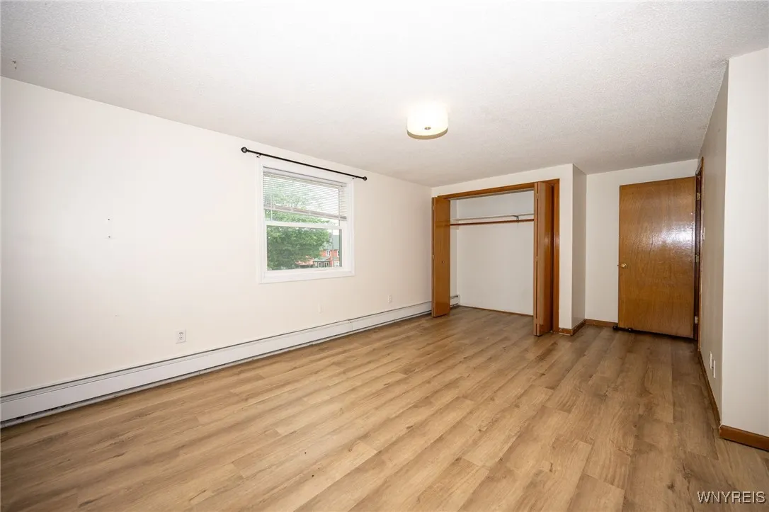 120 Maple Avenue, Hamburg, New York 14219, Hamburg, New York 14219, 6 Bedrooms Bedrooms, ,3 BathroomsBathrooms,Residential,For Sale,120 Maple Avenue, Hamburg, New York 14219,B1621876
