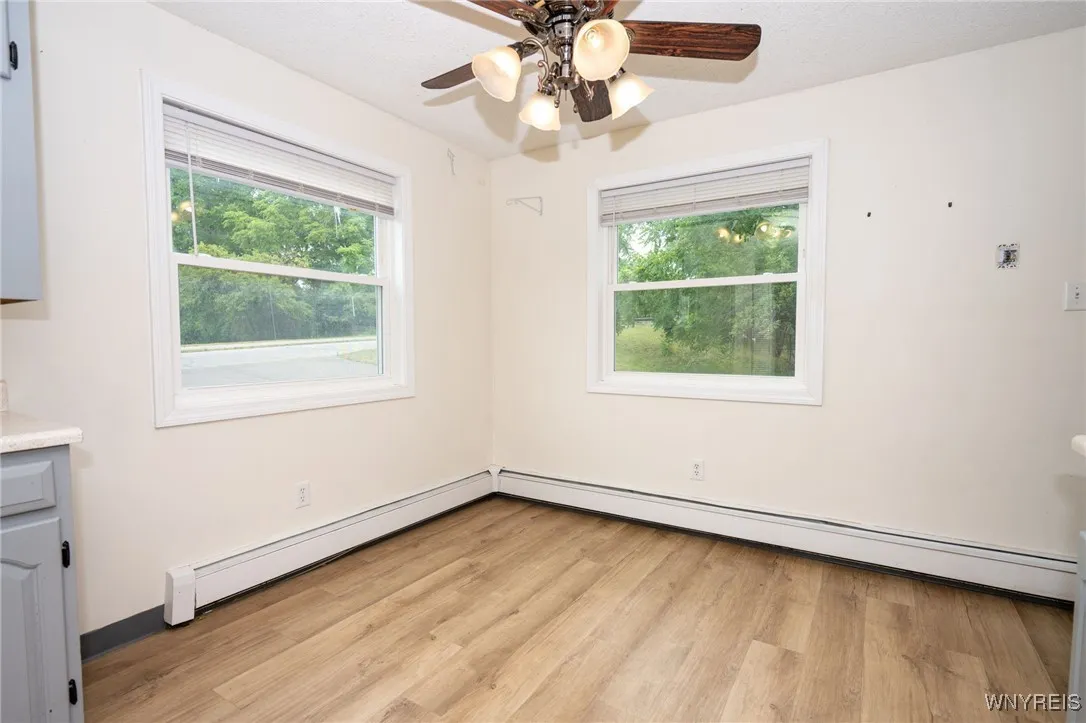 120 Maple Avenue, Hamburg, New York 14219, Hamburg, New York 14219, 6 Bedrooms Bedrooms, ,3 BathroomsBathrooms,Residential,For Sale,120 Maple Avenue, Hamburg, New York 14219,B1621876