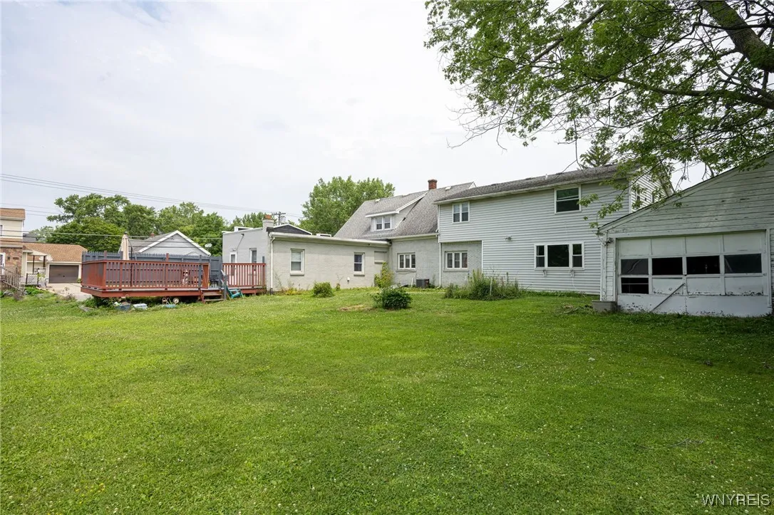 120 Maple Avenue, Hamburg, New York 14219, Hamburg, New York 14219, 6 Bedrooms Bedrooms, ,3 BathroomsBathrooms,Residential,For Sale,120 Maple Avenue, Hamburg, New York 14219,B1621876