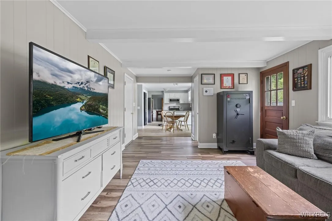 40 Torry Drive, Hamburg, New York 14075, Hamburg, New York 14075, 4 Bedrooms Bedrooms, 8 Rooms Rooms,1 BathroomBathrooms,Residential,For Sale,40 Torry Drive, Hamburg, New York 14075,B1622571