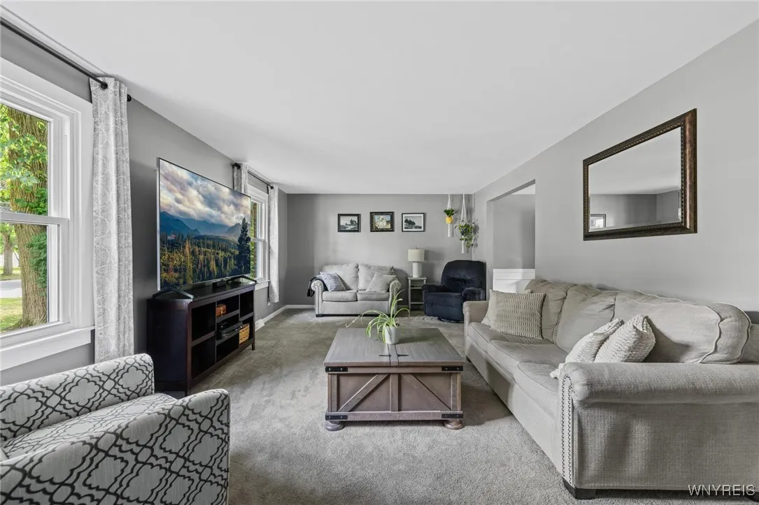40 Torry Drive, Hamburg, New York 14075, Hamburg, New York 14075, 4 Bedrooms Bedrooms, 8 Rooms Rooms,1 BathroomBathrooms,Residential,For Sale,40 Torry Drive, Hamburg, New York 14075,B1622571