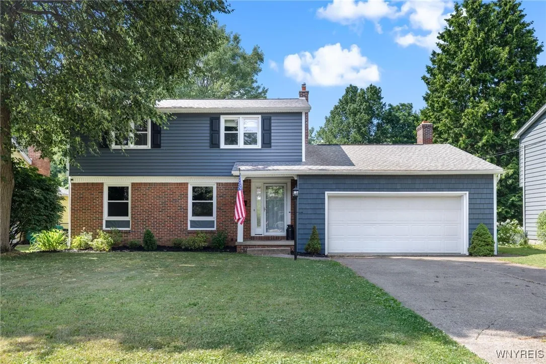 40 Torry Drive, Hamburg, New York 14075, Hamburg, New York 14075, 4 Bedrooms Bedrooms, 8 Rooms Rooms,1 BathroomBathrooms,Residential,For Sale,40 Torry Drive, Hamburg, New York 14075,B1622571