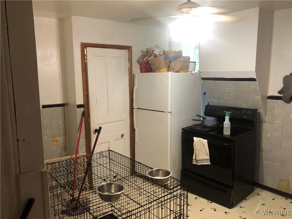 129 12th Street, Niagara Falls, New York 14303, Niagara Falls, New York 14303, 5 Bedrooms Bedrooms, ,2 BathroomsBathrooms,Residential,For Sale,129 12th Street, Niagara Falls, New York 14303,B1622818