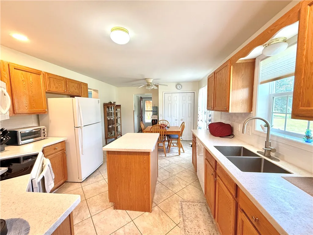 3210 State Route 364 Highway, Benton, New York 145, Benton, New York 14527, 3 Bedrooms Bedrooms, 9 Rooms Rooms,2 BathroomsBathrooms,Residential,For Sale,3210 State Route 364 Highway, Benton, New York 145,R1622833