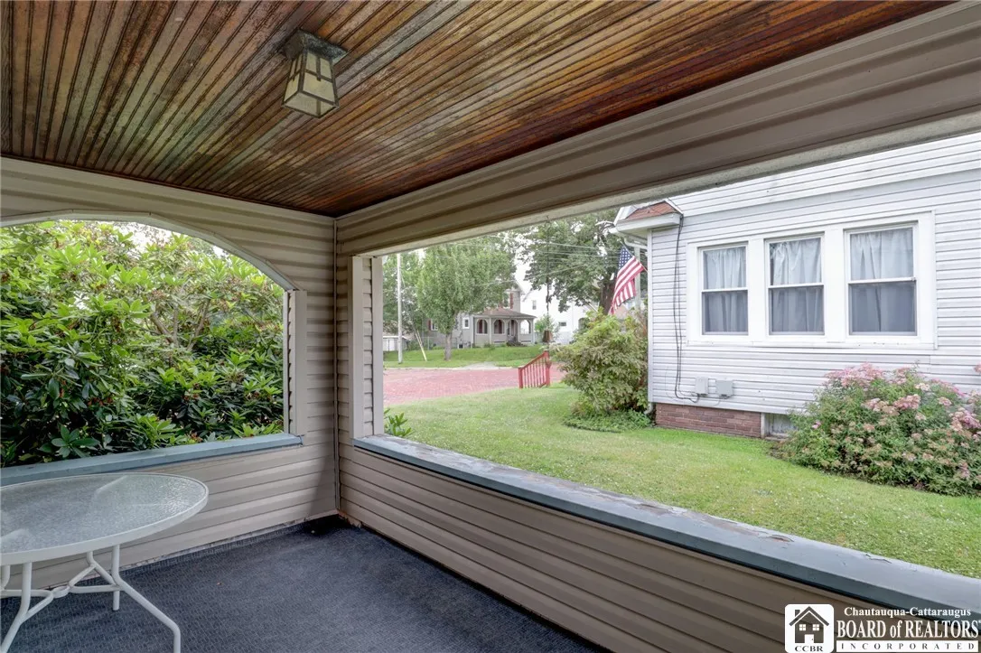 71 Hotchkiss Street, Jamestown, New York 14701, Jamestown, New York 14701, 3 Bedrooms Bedrooms, 7 Rooms Rooms,1 BathroomBathrooms,Residential,For Sale,71 Hotchkiss Street, Jamestown, New York 14701,R1620617