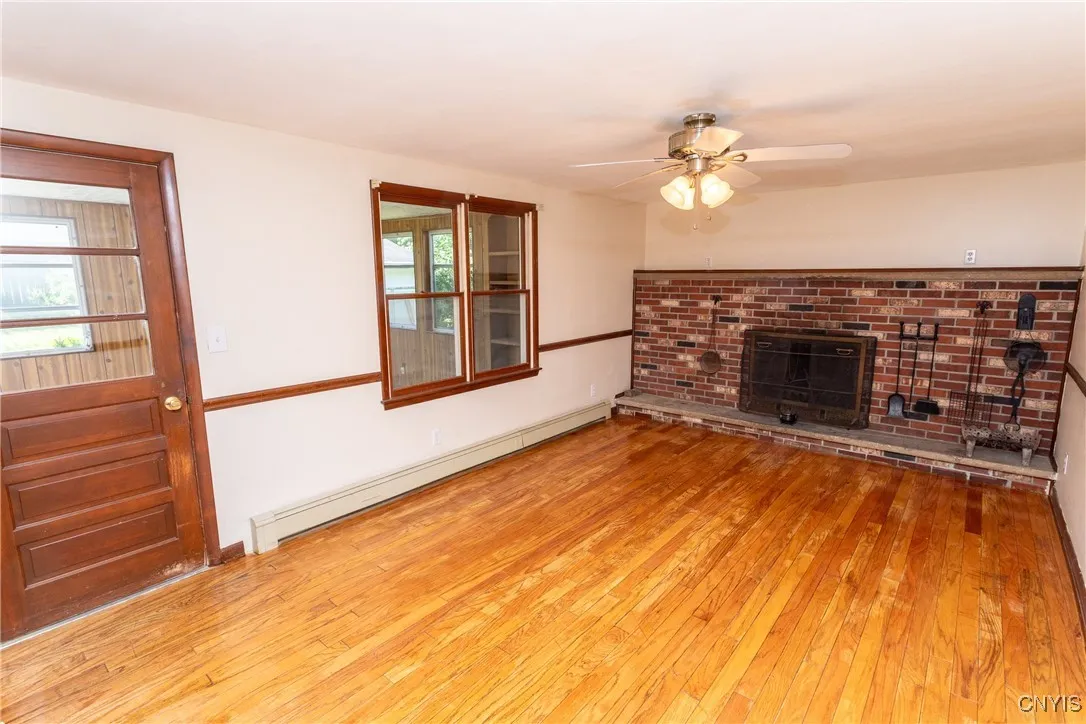 209 Pear Tree Drive, Camillus, New York 13031, Camillus, New York 13031, 4 Bedrooms Bedrooms, 13 Rooms Rooms,1 BathroomBathrooms,Residential,For Sale,209 Pear Tree Drive, Camillus, New York 13031,S1622145