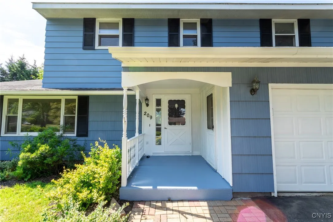 209 Pear Tree Drive, Camillus, New York 13031, Camillus, New York 13031, 4 Bedrooms Bedrooms, 13 Rooms Rooms,1 BathroomBathrooms,Residential,For Sale,209 Pear Tree Drive, Camillus, New York 13031,S1622145