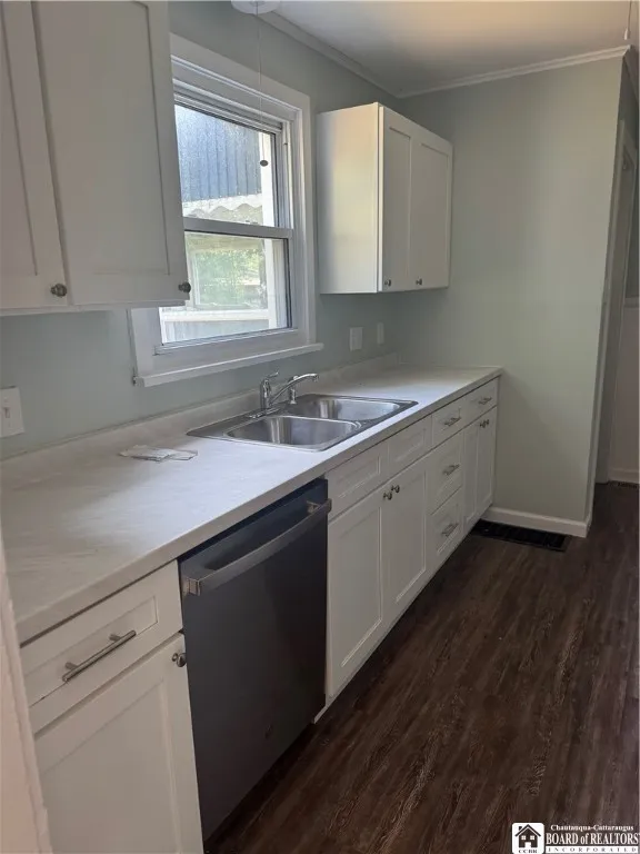 18 Arlington Street, Ellicott, New York 14701, Ellicott, New York 14701, 3 Bedrooms Bedrooms, 8 Rooms Rooms,1 BathroomBathrooms,Residential,For Sale,18 Arlington Street, Ellicott, New York 14701,R1621883