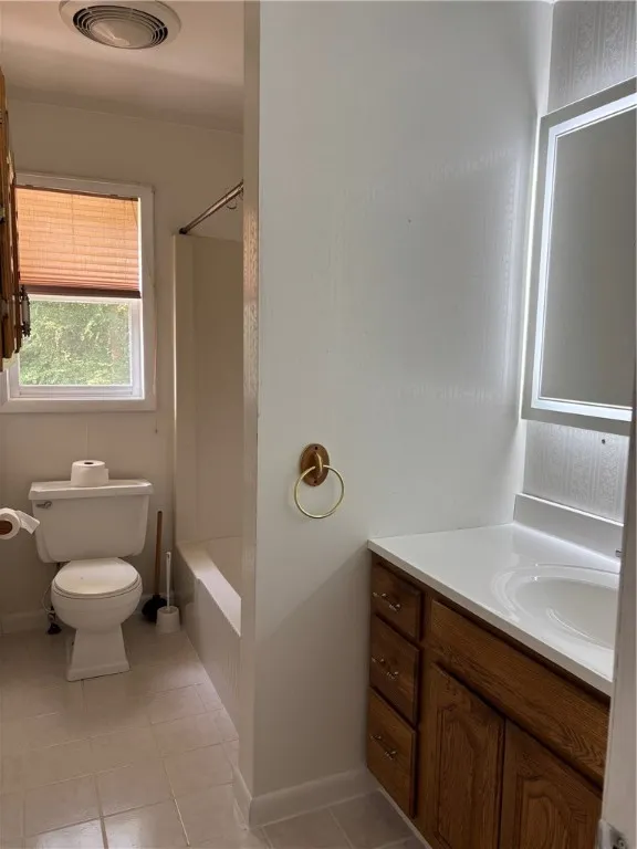 upper floor bathroom
