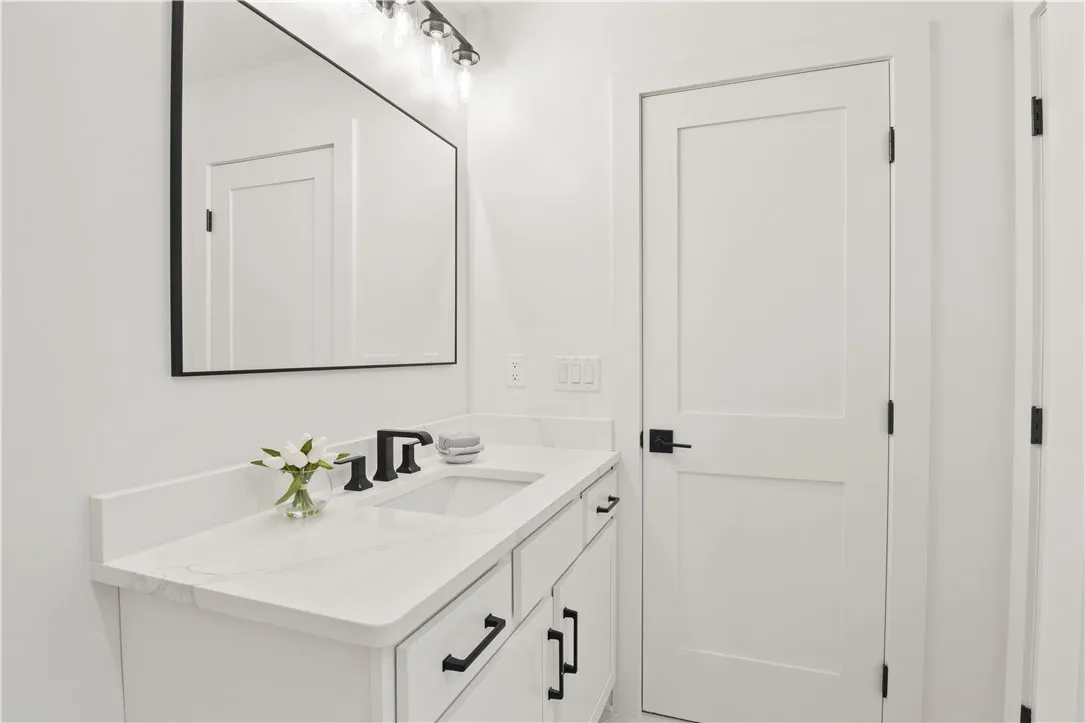 59 Mount Cassino Drive, Greece, New York 14612, Greece, New York 14612, 4 Bedrooms Bedrooms, 9 Rooms Rooms,2 BathroomsBathrooms,Residential,For Sale,59 Mount Cassino Drive, Greece, New York 14612,R1622006