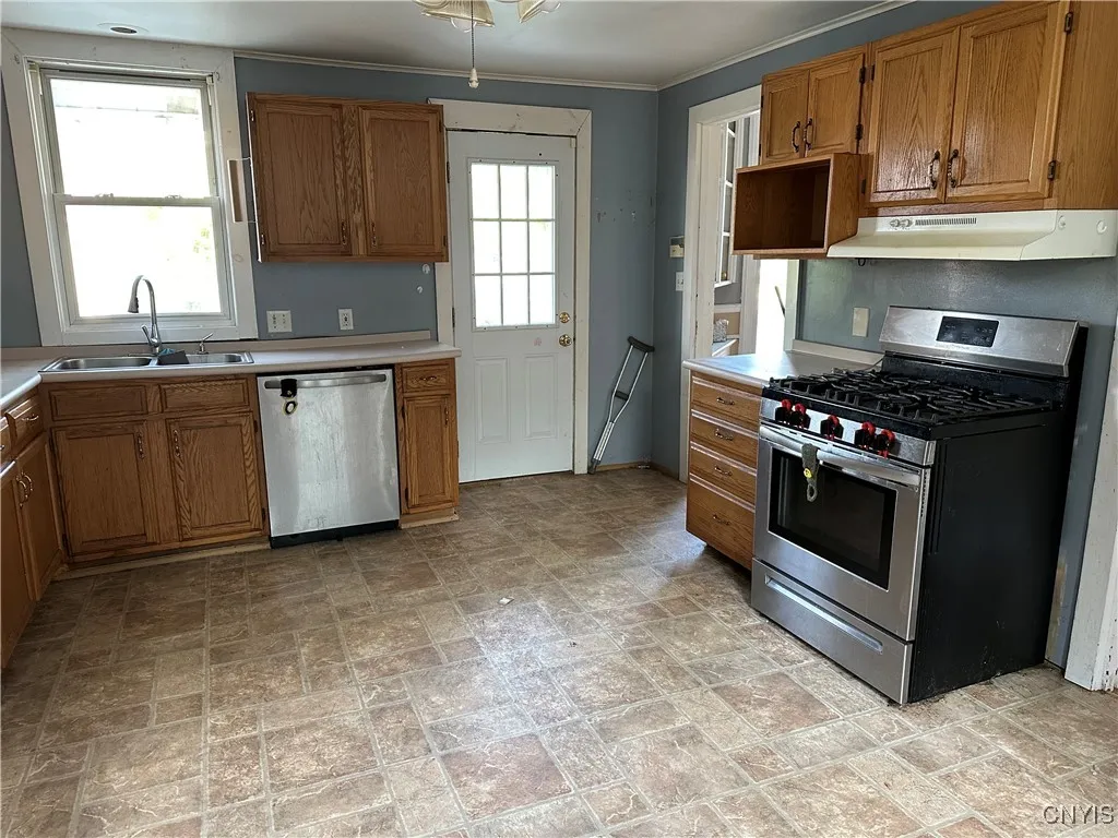 802 State Street, Wilna, New York 13619, Wilna, New York 13619, 5 Bedrooms Bedrooms, 10 Rooms Rooms,1 BathroomBathrooms,Residential,For Sale,802 State Street, Wilna, New York 13619,S1622931