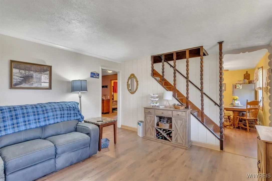 69 Ashford Avenue, Tonawanda, New York 14150, Tonawanda, New York 14150, 4 Bedrooms Bedrooms, 8 Rooms Rooms,1 BathroomBathrooms,Residential,For Sale,69 Ashford Avenue, Tonawanda, New York 14150,B1622929