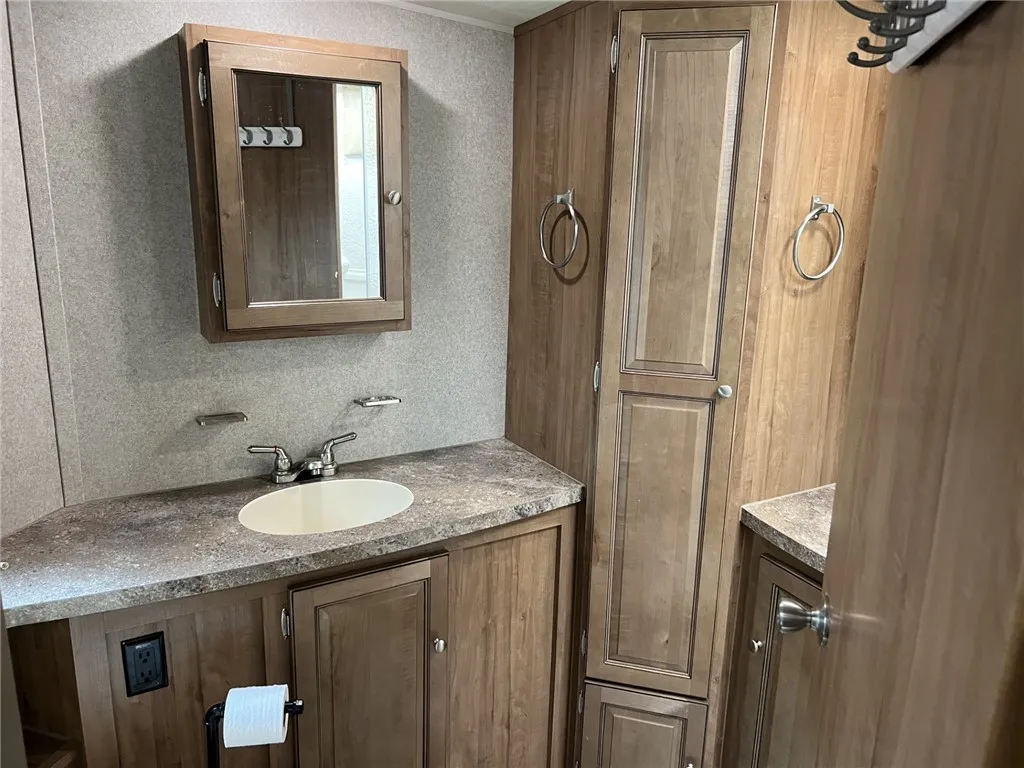 7945 Lake Road 77 & 79, Sodus, New York 14555, Sodus, New York 14555, 1 Bedroom Bedrooms, 3 Rooms Rooms,1 BathroomBathrooms,Residential,For Sale,7945 Lake Road 77 & 79, Sodus, New York 14555,R1622226