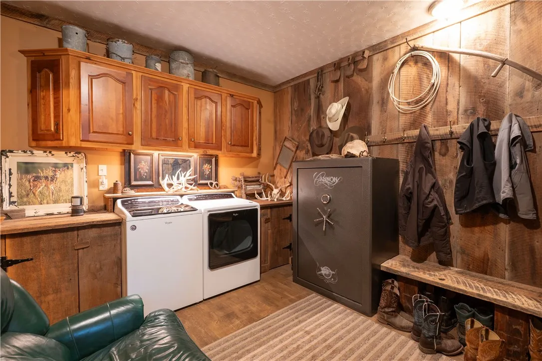 10131 Runyon Road, Ossian, New York 14437, Ossian, New York 14437, 3 Bedrooms Bedrooms, 7 Rooms Rooms,1 BathroomBathrooms,Residential,For Sale,10131 Runyon Road, Ossian, New York 14437,R1618269