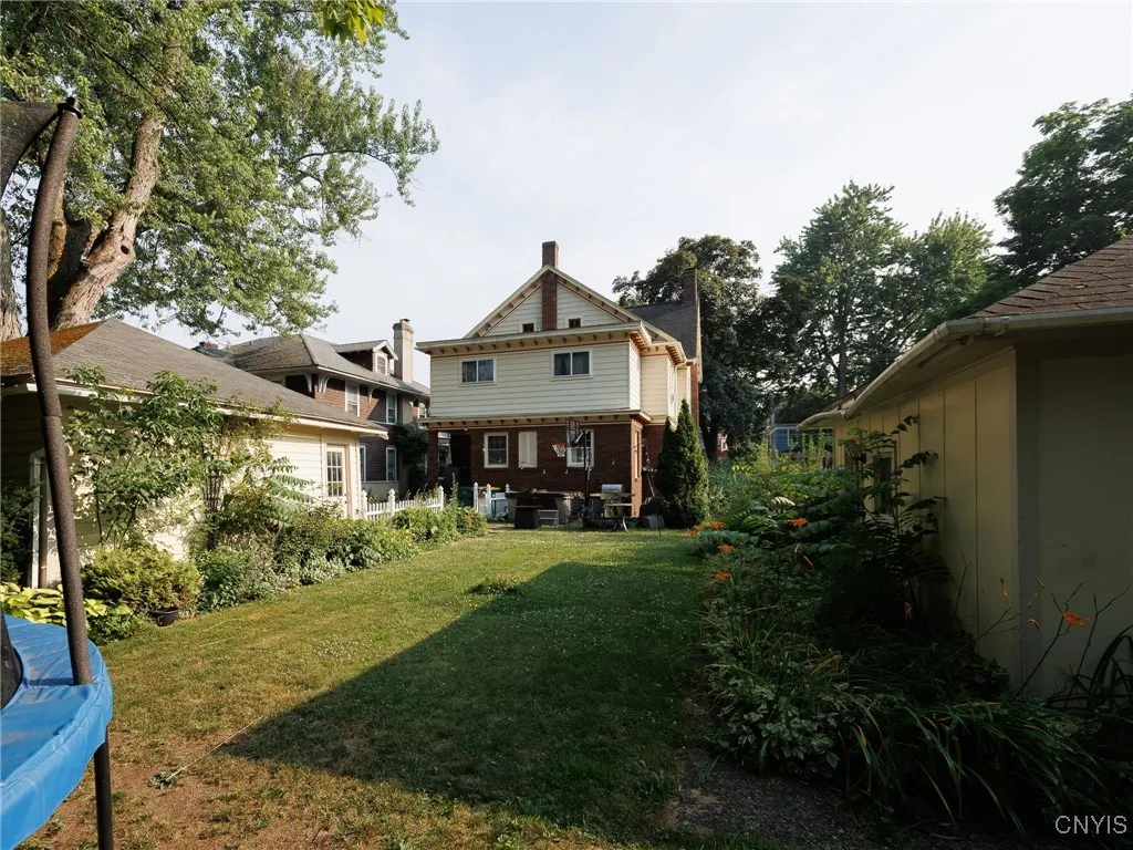 1127 Academy Street, Watertown City, New York 1360, Watertown City, New York 13601, 4 Bedrooms Bedrooms, 12 Rooms Rooms,2 BathroomsBathrooms,Residential,For Sale,1127 Academy Street, Watertown City, New York 1360,S1622602