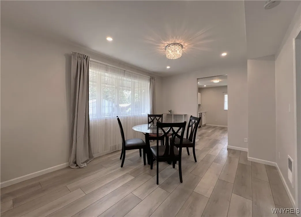42 Argus Street, Buffalo, New York 14207, Buffalo, New York 14207, 3 Bedrooms Bedrooms, 7 Rooms Rooms,2 BathroomsBathrooms,Residential,For Sale,42 Argus Street, Buffalo, New York 14207,B1621847