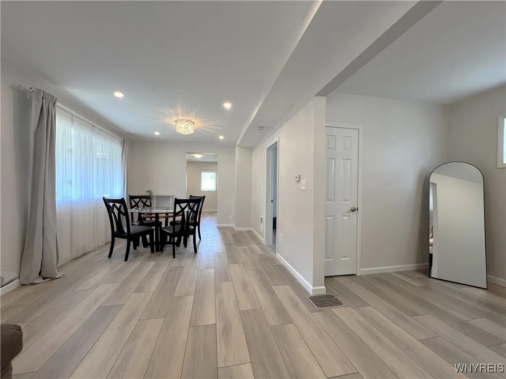 42 Argus Street, Buffalo, New York 14207, Buffalo, New York 14207, 3 Bedrooms Bedrooms, 7 Rooms Rooms,2 BathroomsBathrooms,Residential,For Sale,42 Argus Street, Buffalo, New York 14207,B1621847