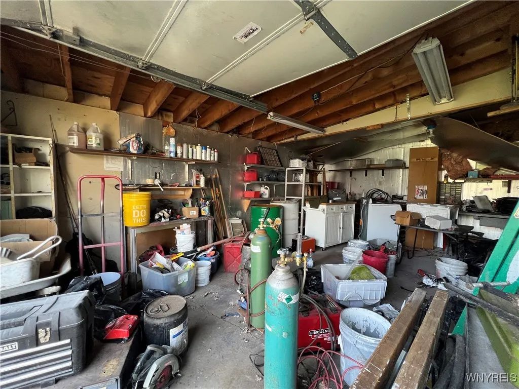 42 Argus Street, Buffalo, New York 14207, Buffalo, New York 14207, 3 Bedrooms Bedrooms, 7 Rooms Rooms,2 BathroomsBathrooms,Residential,For Sale,42 Argus Street, Buffalo, New York 14207,B1621847